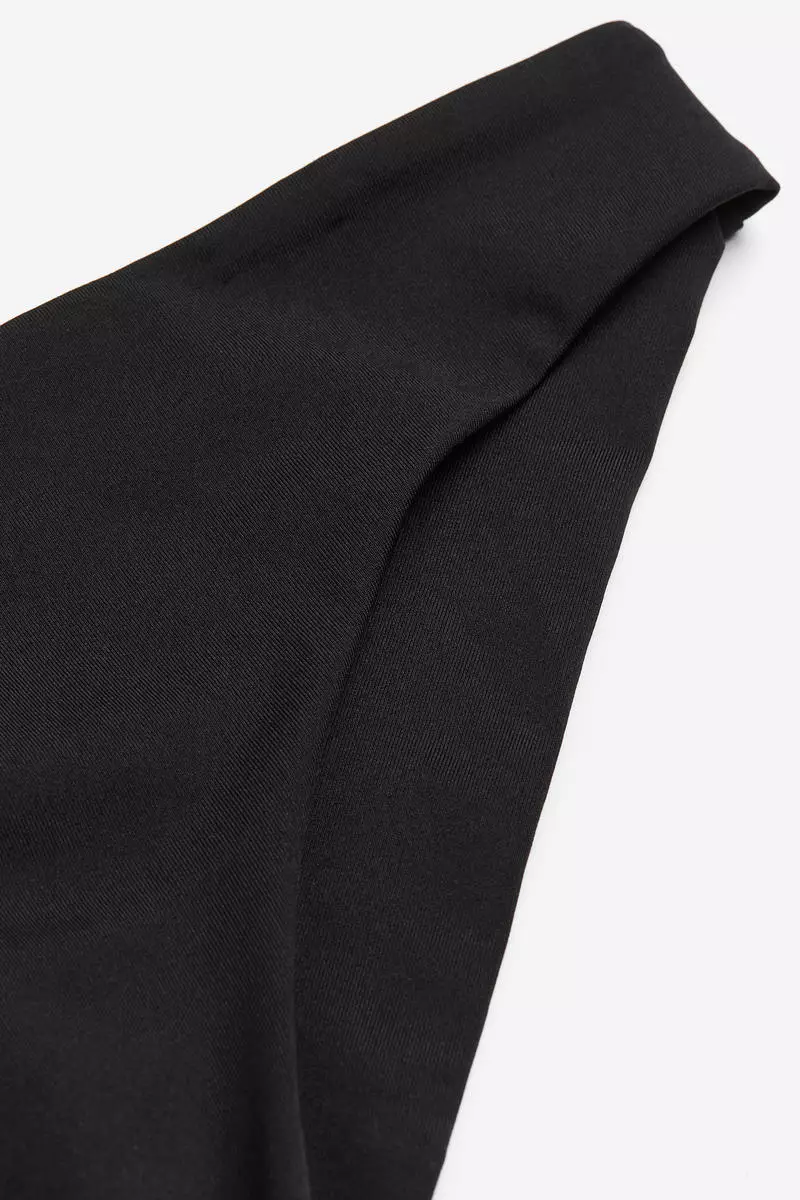 Brazilian bikini bottoms
