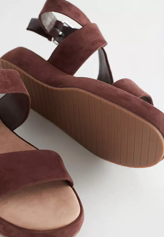 Suede Flatform Sandals