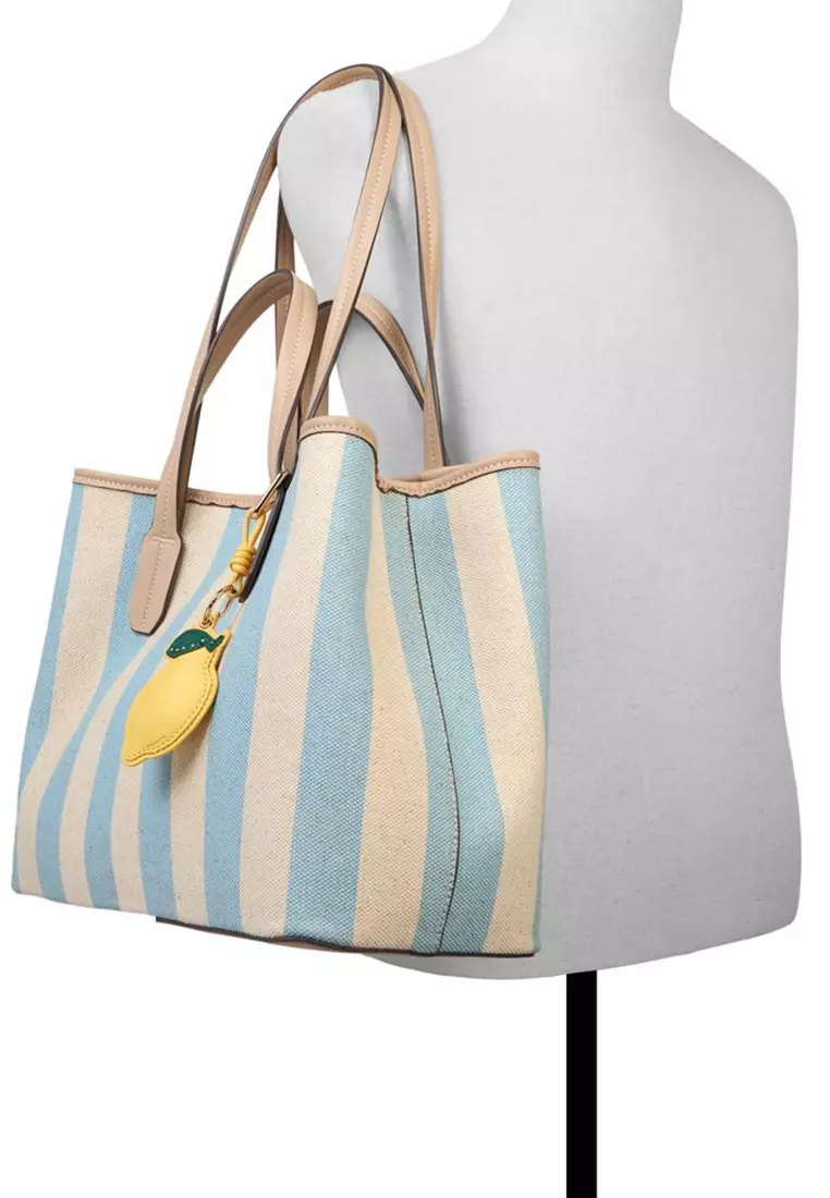 Summertote Tote Bag