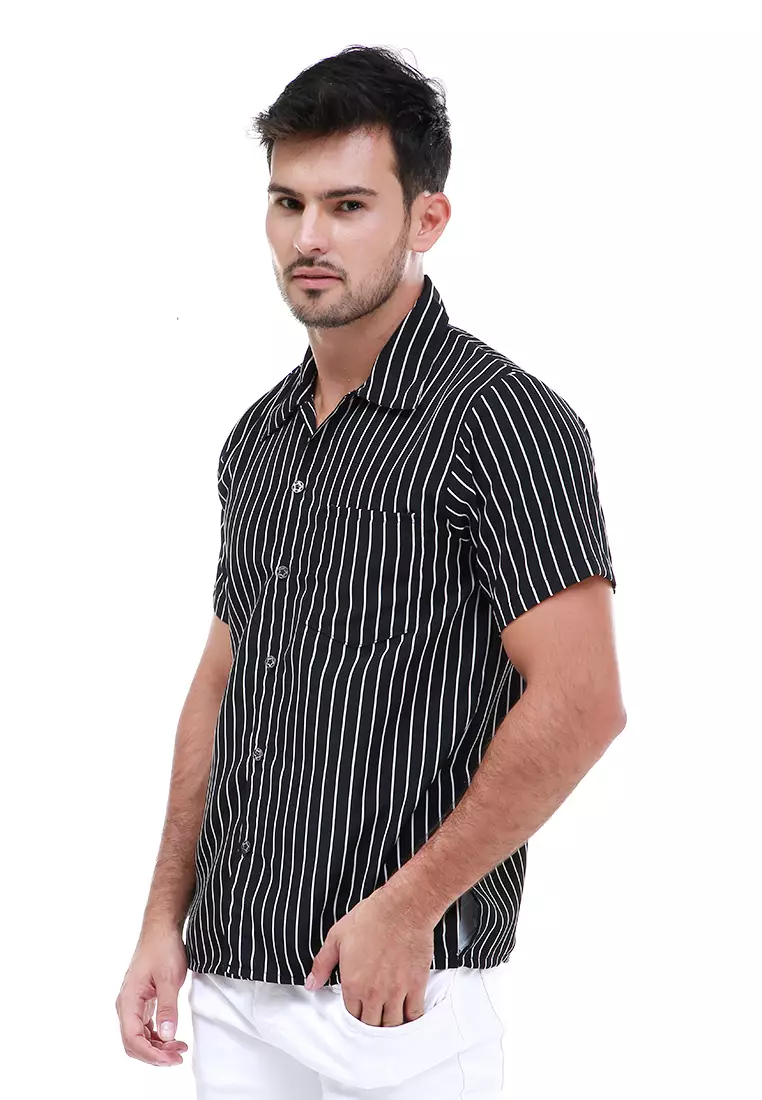 Dwan Atasan Kemeja Pria Vertical Lines Casual Shortsleeve Shirt Material Cotton ORIGINAL - Black