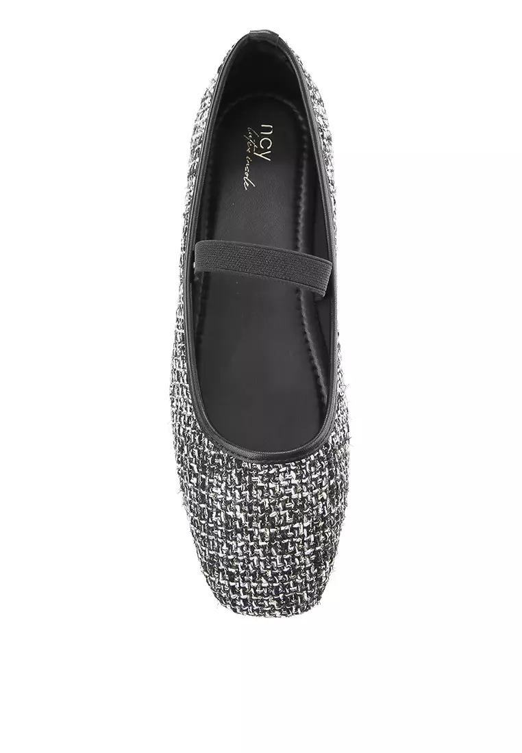Sasha J2475-1 Flat Shoes Black