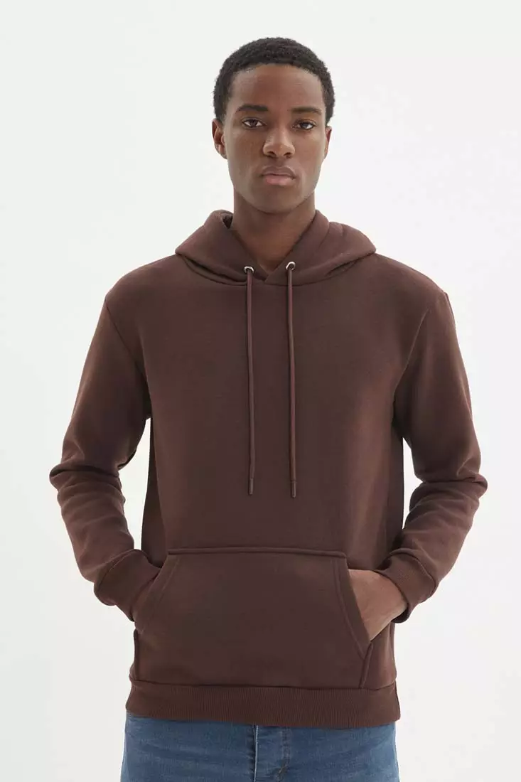 Buy Trendyol Brown Men s Regular Regular Cut Hoodie with Fleece