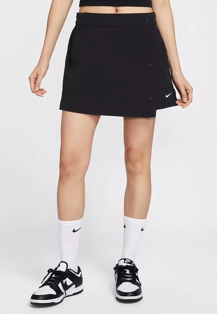 Sportswear Essential Woven Skort