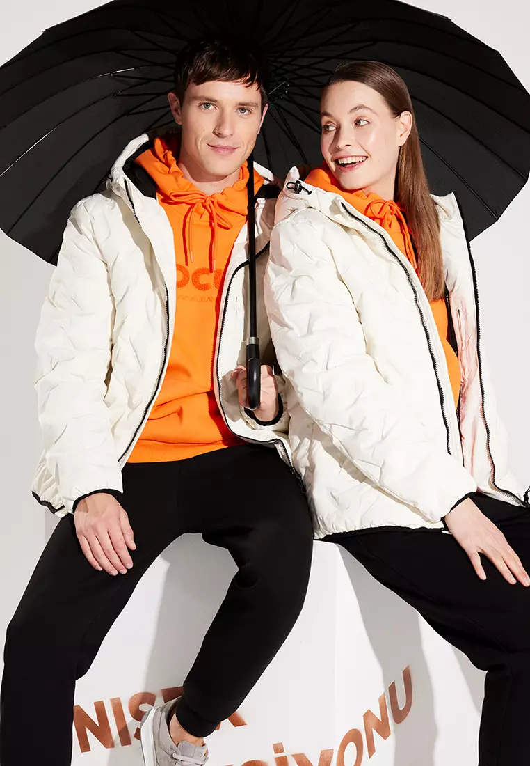 Long Sleeves Zip Hooded Jacket