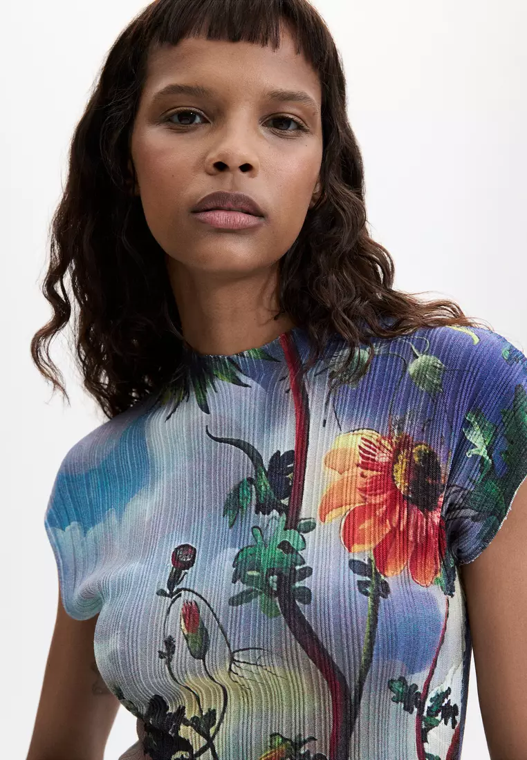 Printed Sleeveless T-Shirt
