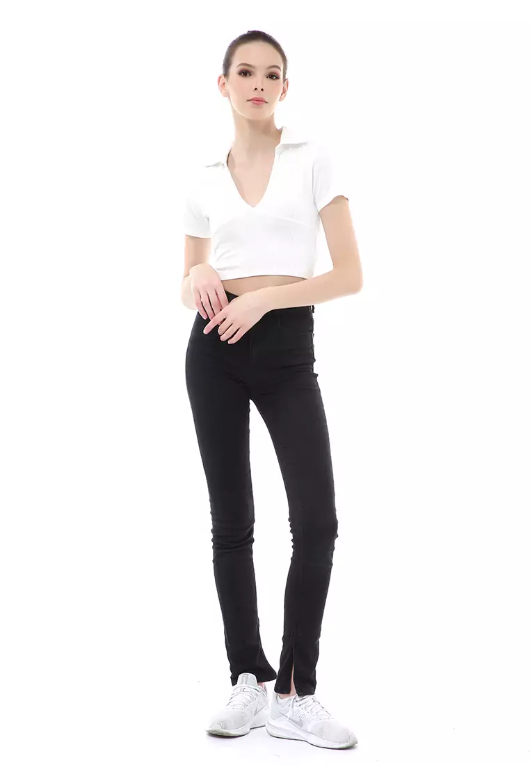 Cerise Crop Top Kaos Pendek Wanita T-Shirt Short Sleeve Plain Motive Material Cotton ORIGINAL - Broken White