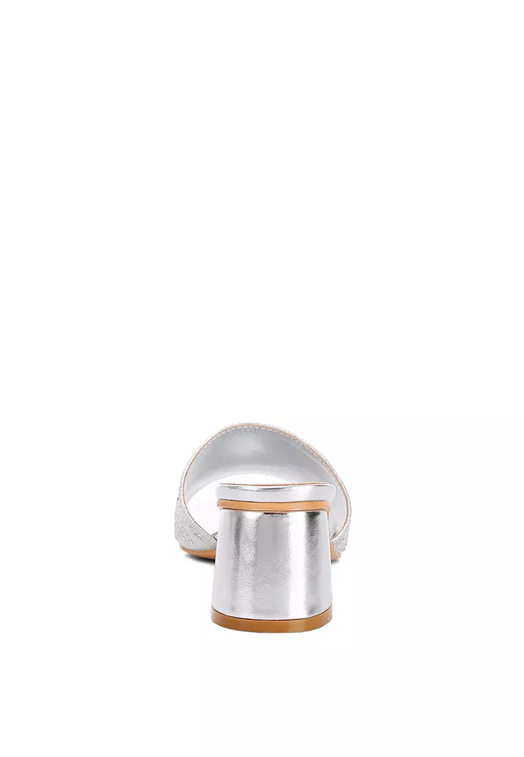 Sandal Milan Berhias Berlian Imitasi Perak