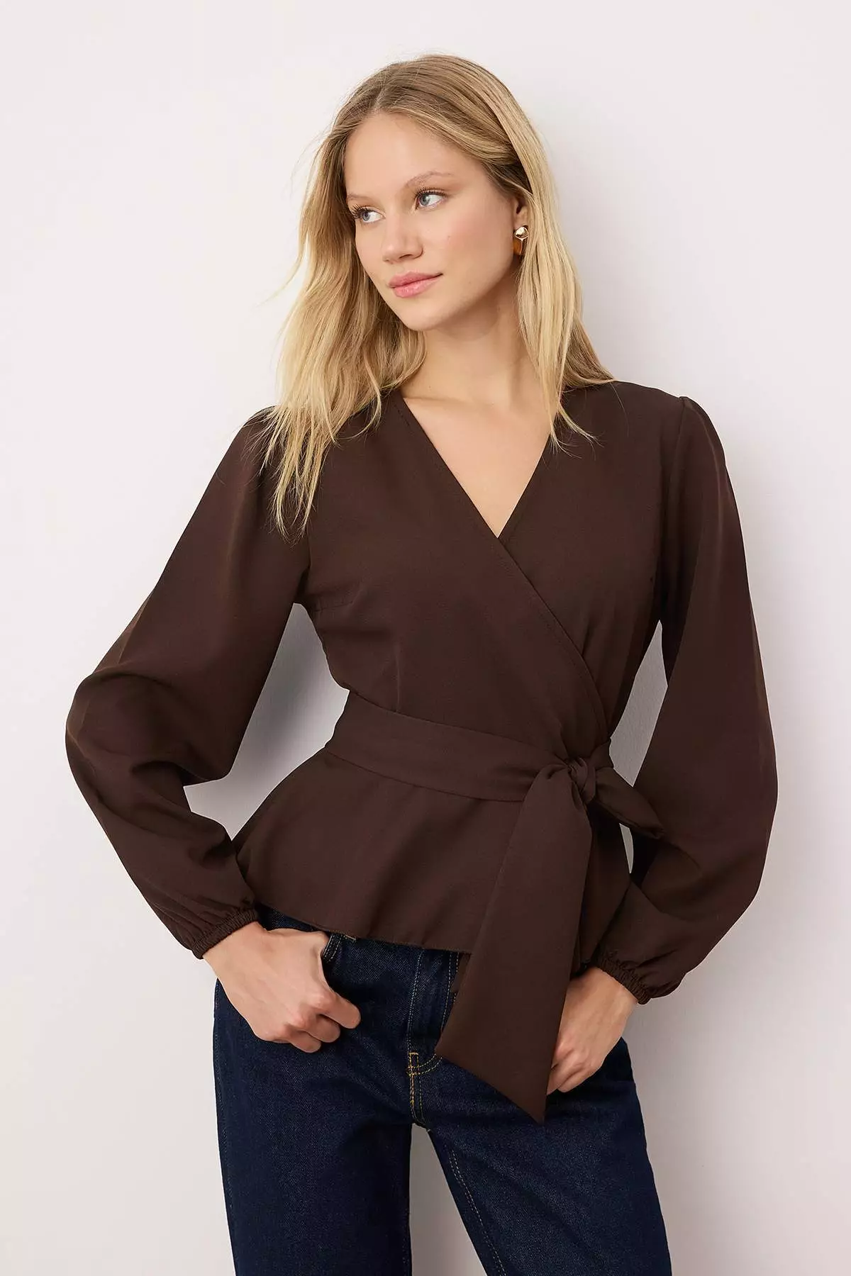 Brown Double-Breasted Woven Blouse With Tie Detail Twoaw2Bz189