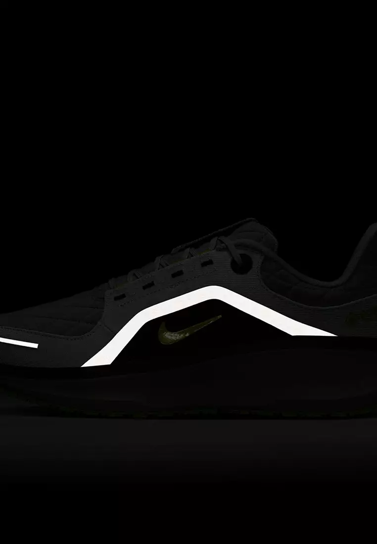 Winflo 11 GORE-TEX Men's Waterproof Road Running Shoes