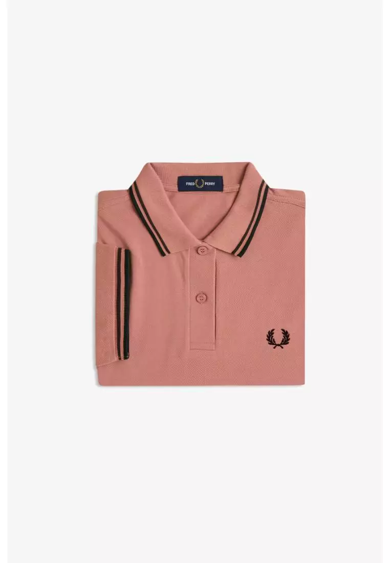 Fred Perry G3600 Twin Tipped Fred Perry Shirt (Putty Pink / Carrington Brick / Black)