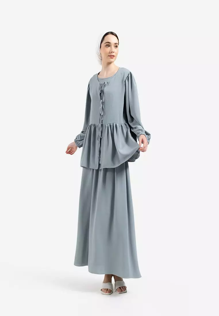 Laela One Set Abaya Light Blue