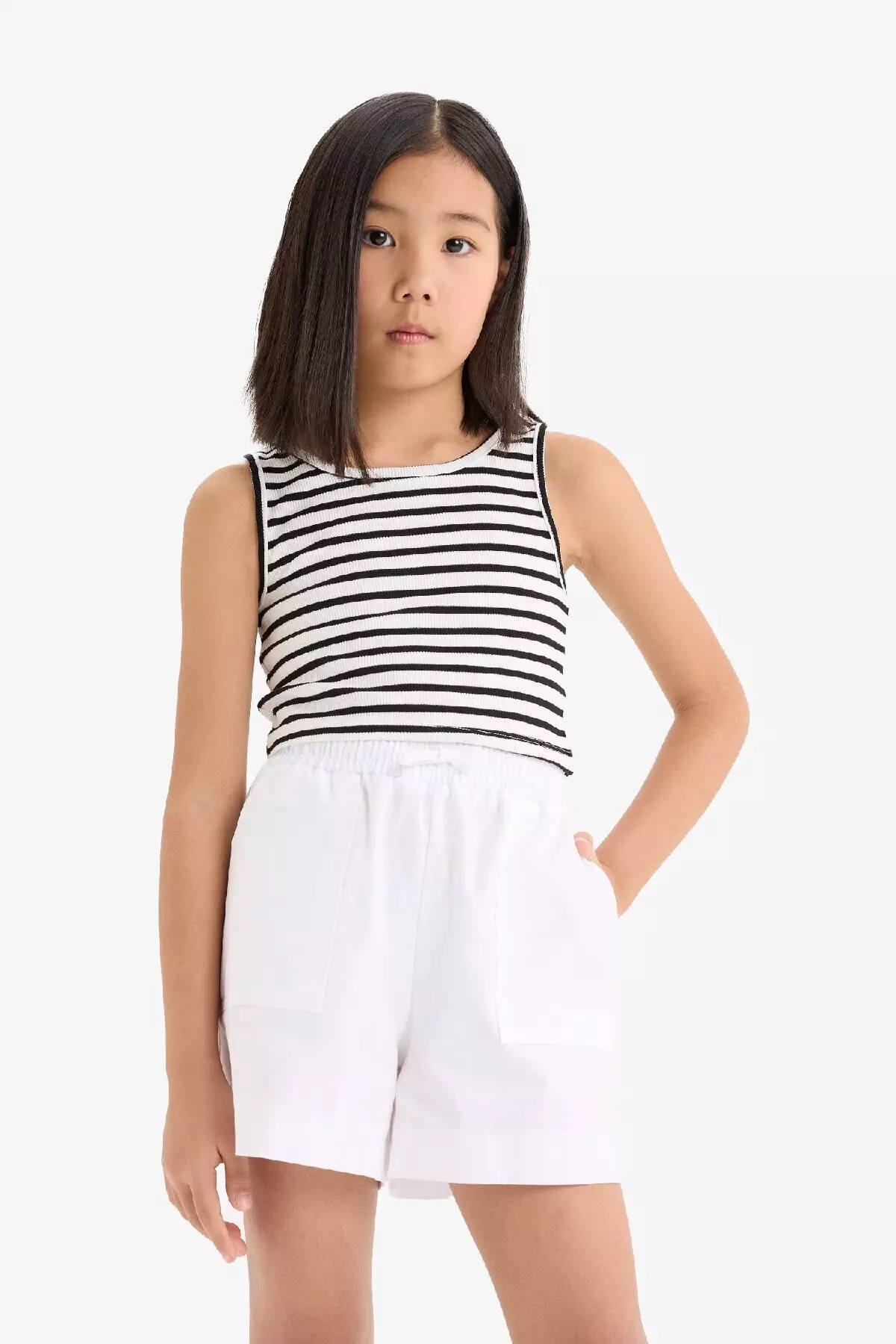 Girl's Crew Neck Striped Undershirt Z7814A625Hs