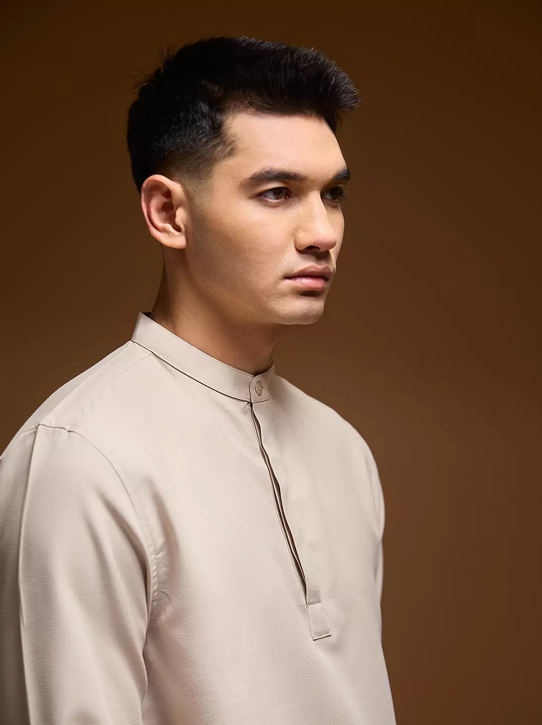 OXCON Kemeja koko Tangan Panjang Collarless Azfar Cream