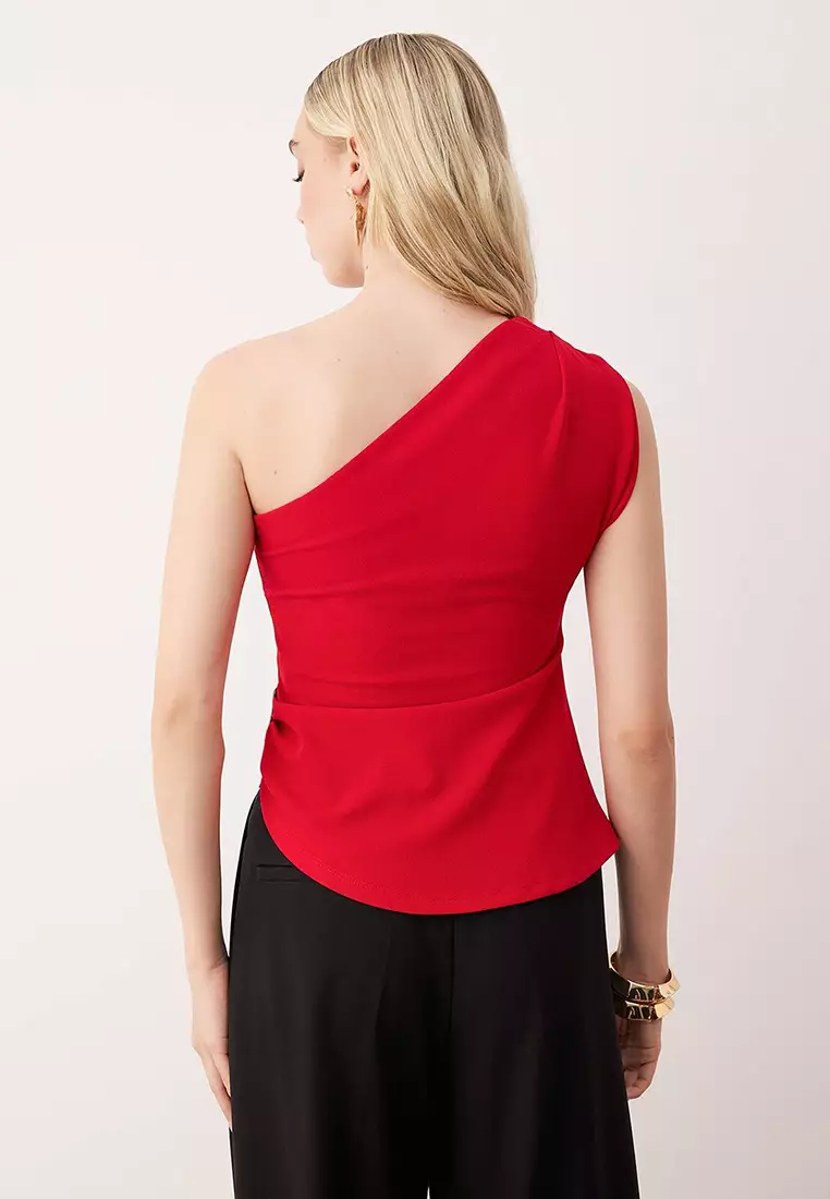 Red Plain Boat Neck Sleeveless Knitted Scuba Crepe Party Blouse