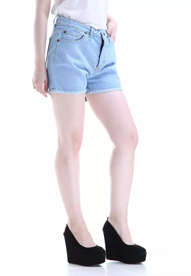 Fern Celana Jeans Pendek Bawahan Wanita Hotpants Simple Woman - Biru Muda