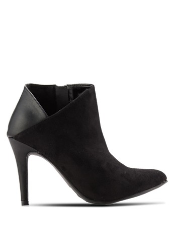 Textured Cut Out Heeled Bootie