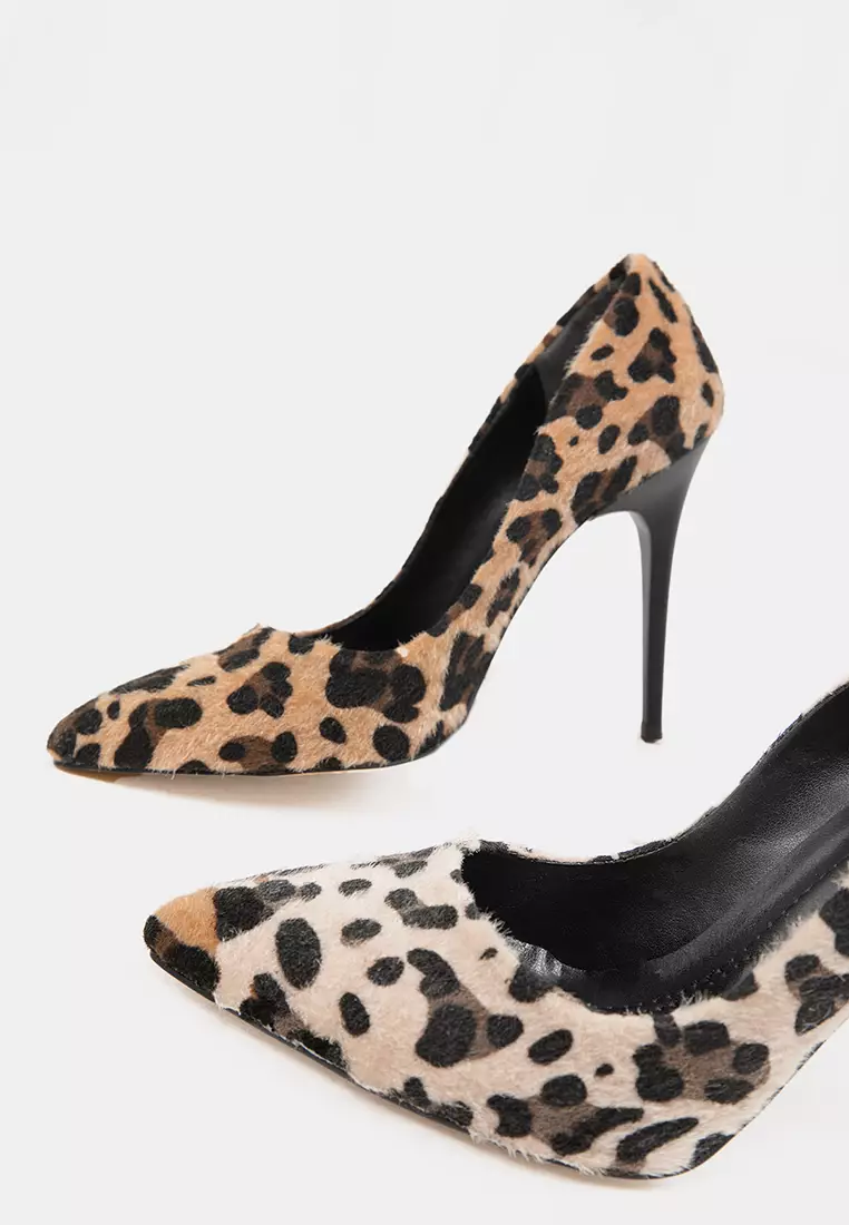 Classic Heeled Shoes