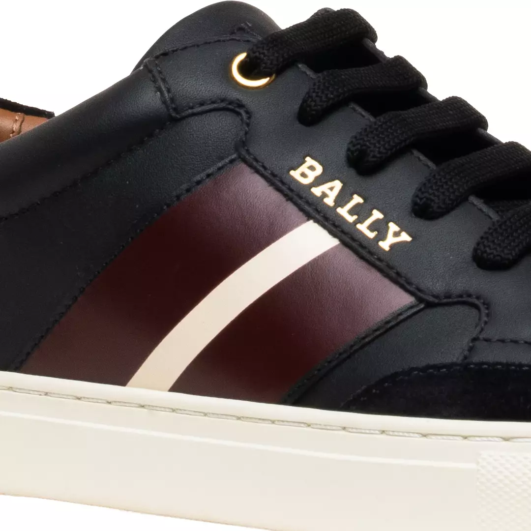 Hely O Sneakers in Leather - Black