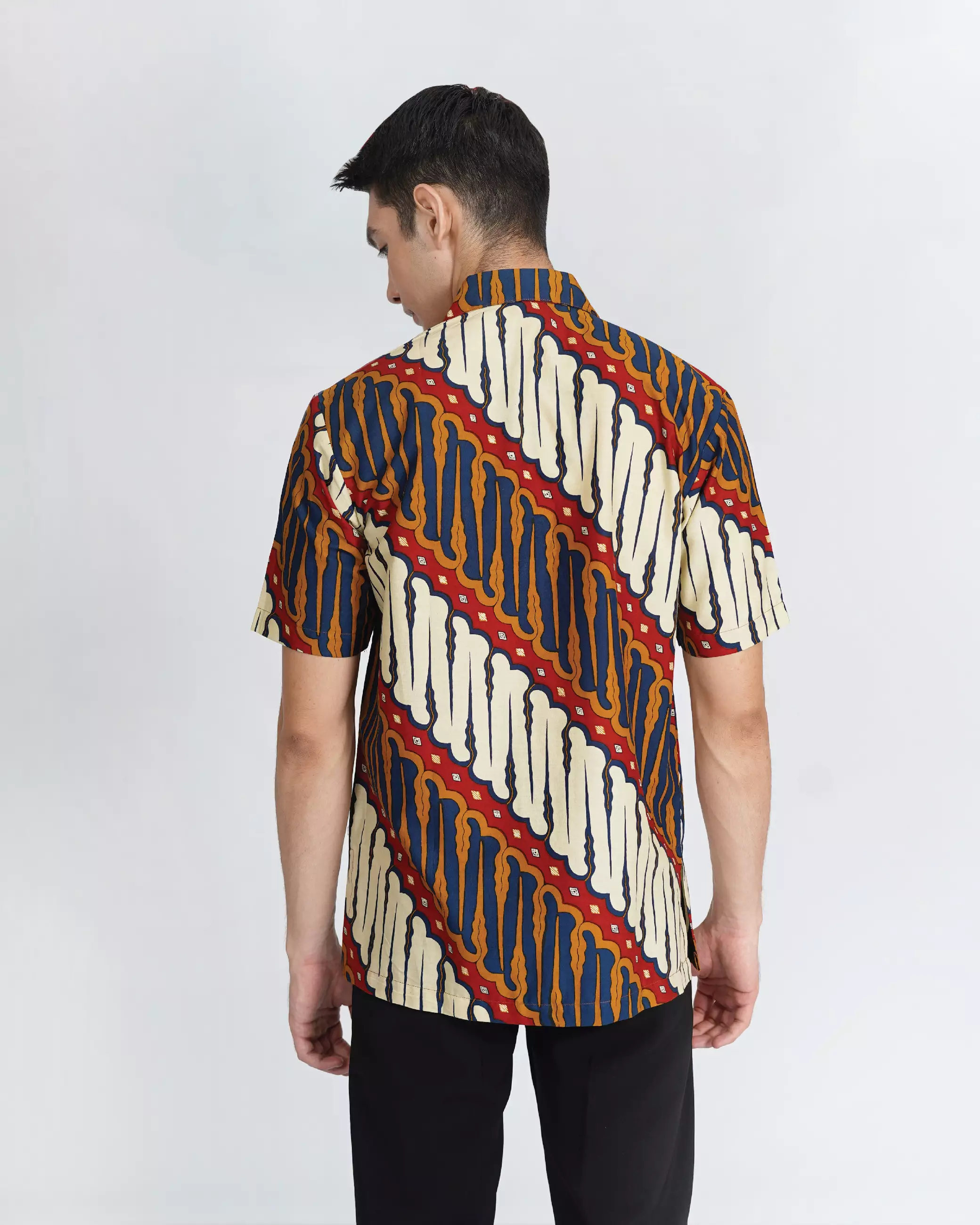 Kemeja Batik Printing Lengan Pendek Motif Parang Indramayu