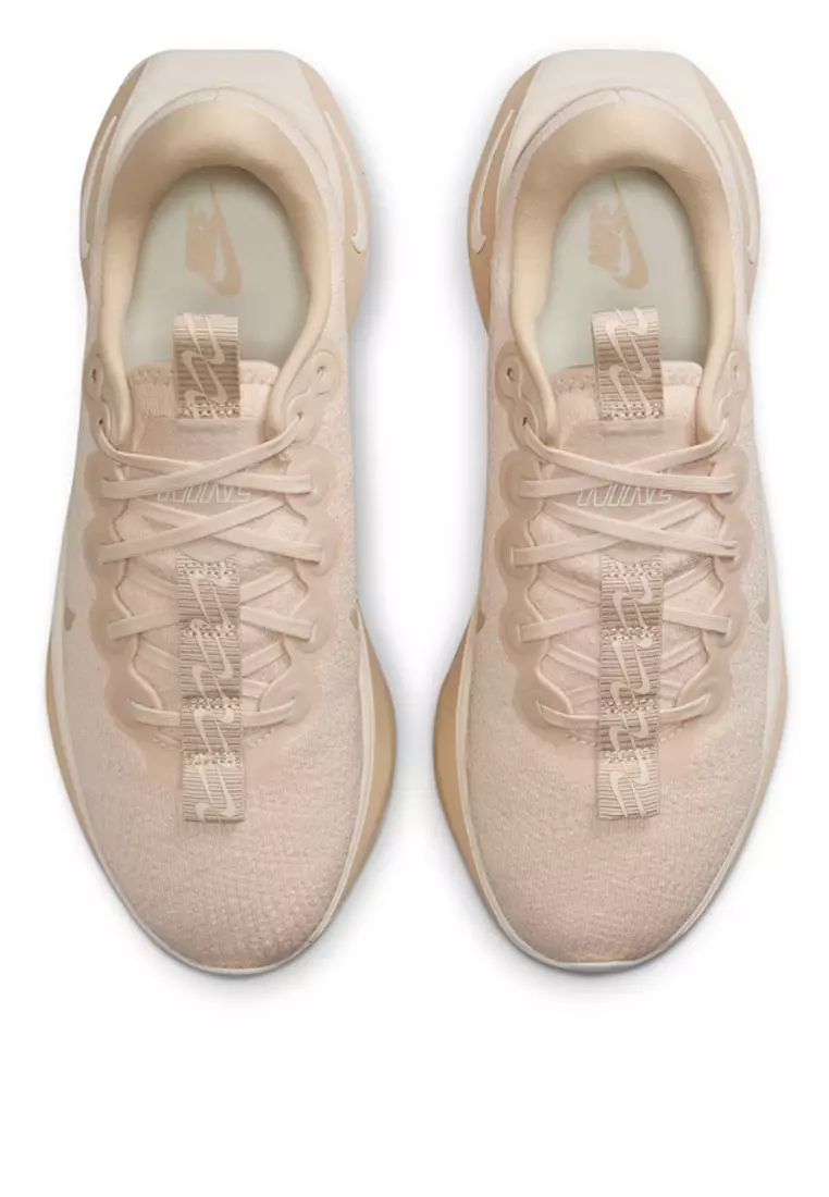 Motiva Walking Shoes