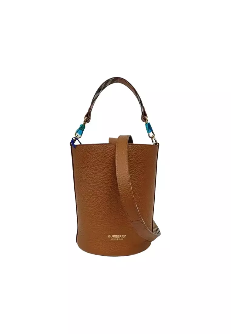 Buy Burberry Ladies' Handbag in Brown 81112281 2026 Online | ZALORA