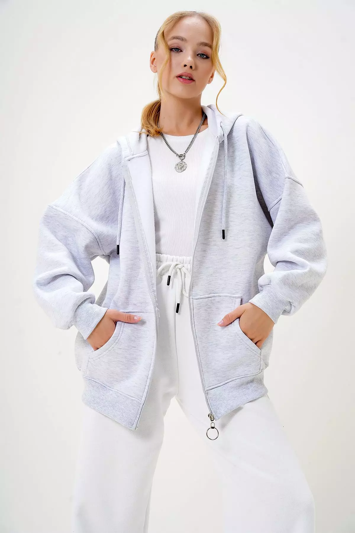 Brown Licensed Long Plenty Sweatshirt