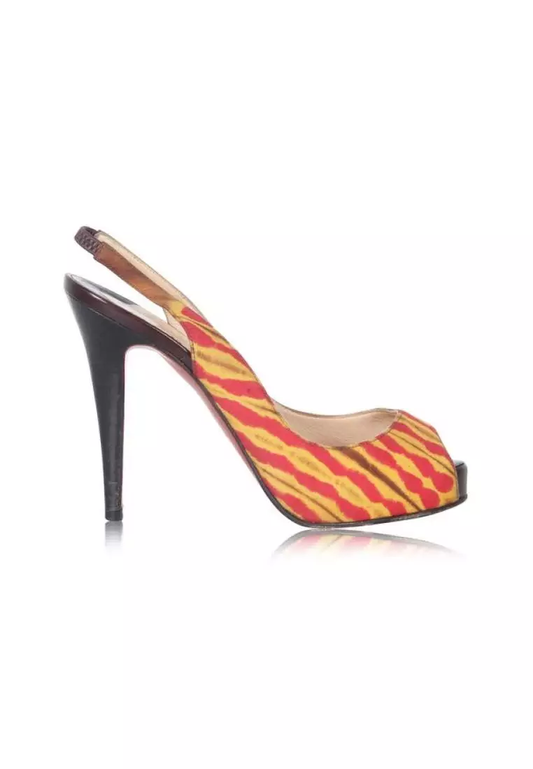 Christian louboutin clearance peep toe pumps