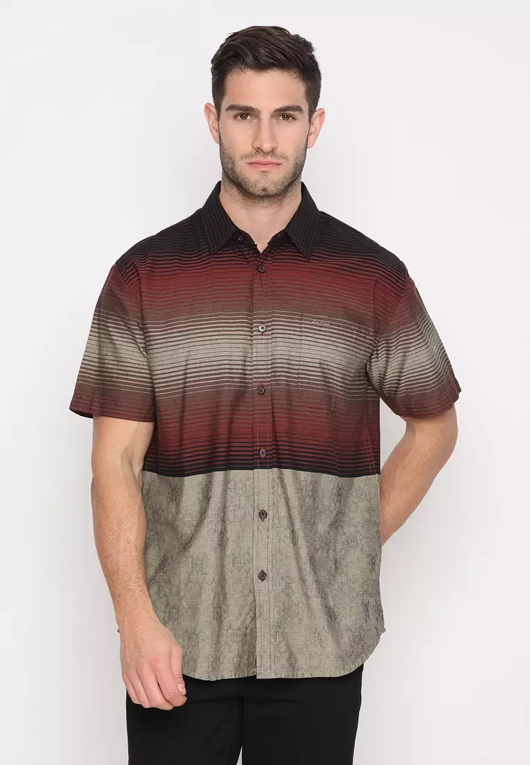 POLICE Kemeja Border Printing Hitam Merah Regular Fit Pria