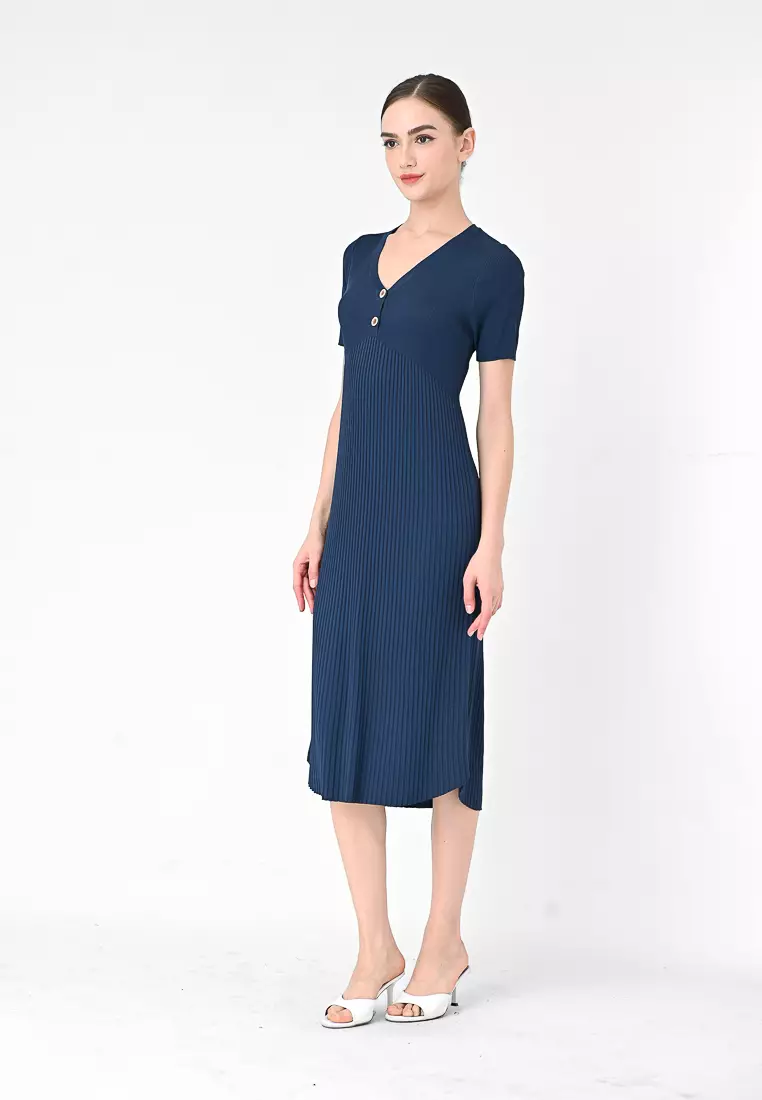 V领针织褶皱中长裙