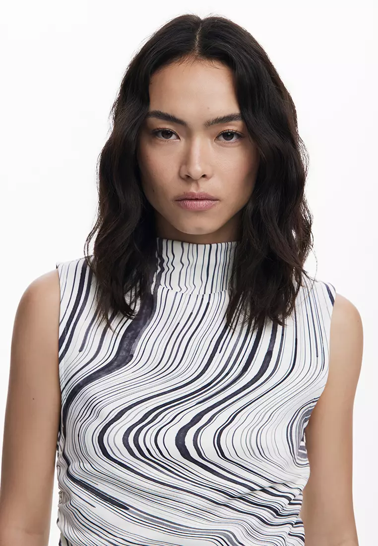 Wavy striped T-shirt