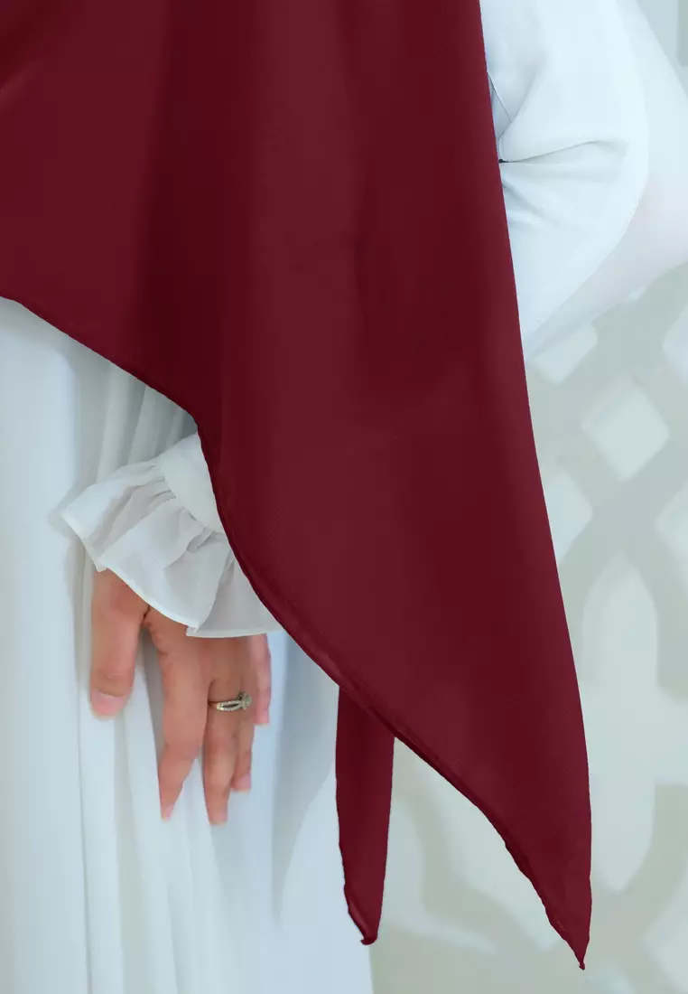 Cotton Bee - Danira Instan Syari | Hijab Segiempat | Square Syari - Cherry Red