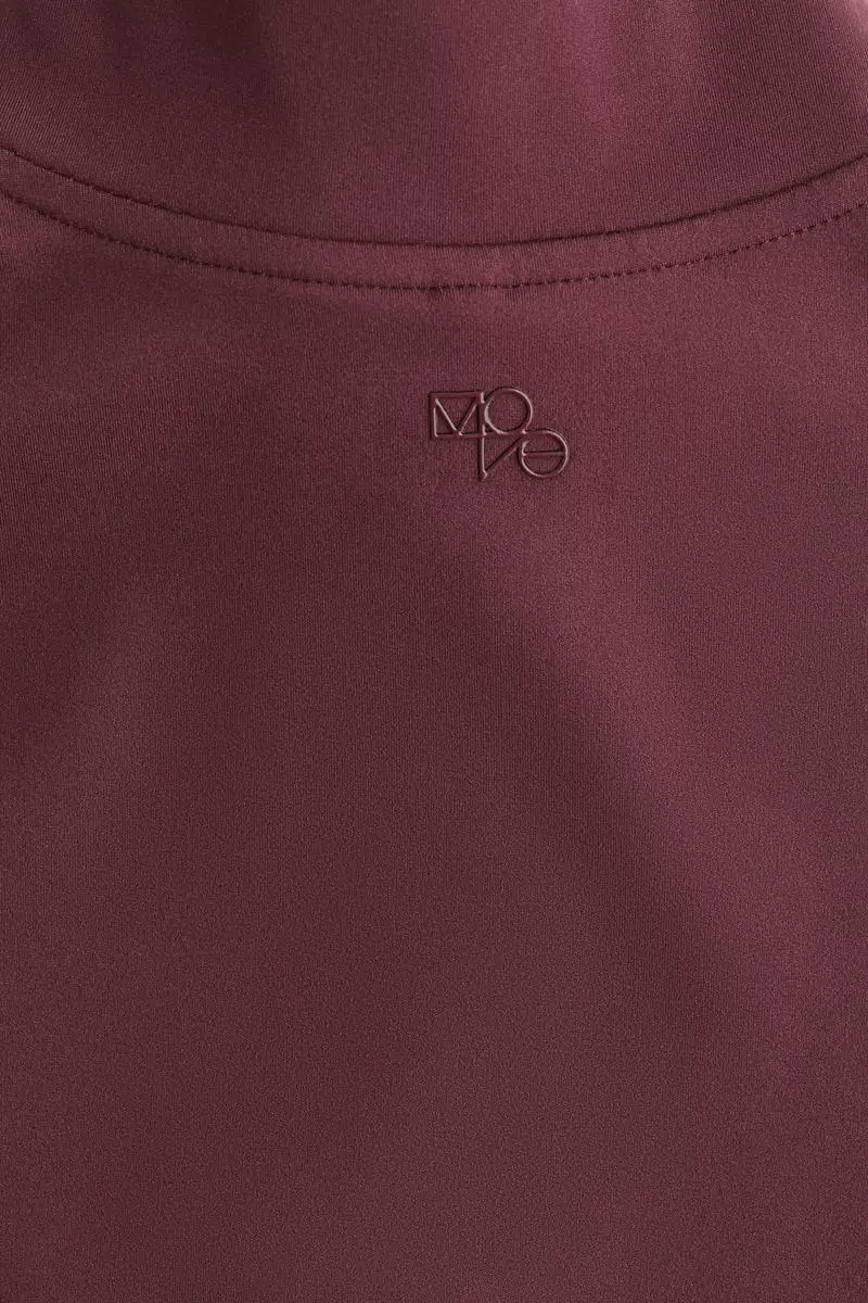 Zip-through sports jacket with SoftMove™