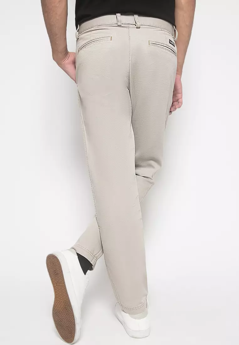 LGS - Celana Panjang Chinos Casual Pria Warna Cream Terang - CCT.500.037.005.C
