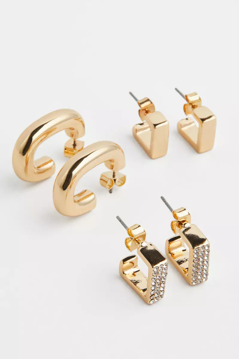 3 pairs shop of earrings