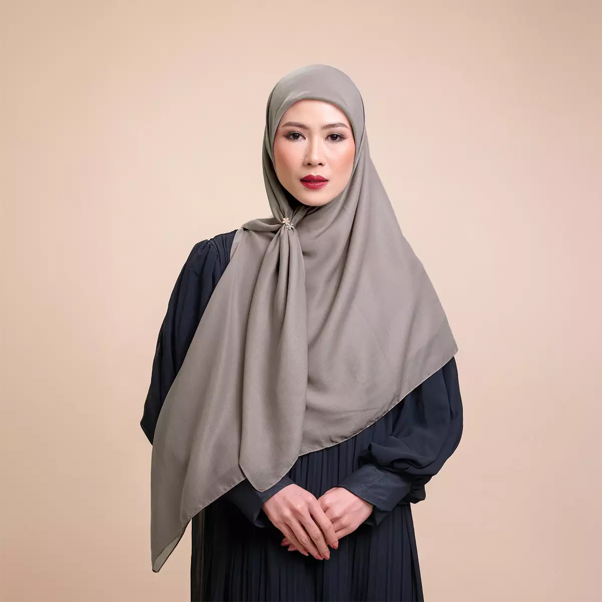 ZM Zaskia Mecca - Fayola Ash Syar'i Hijab High Voal 115x115 - Hijab Square Segi Empat