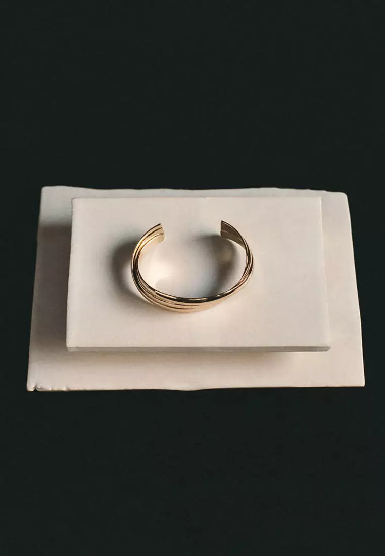 Rigid Bracelet With Relief