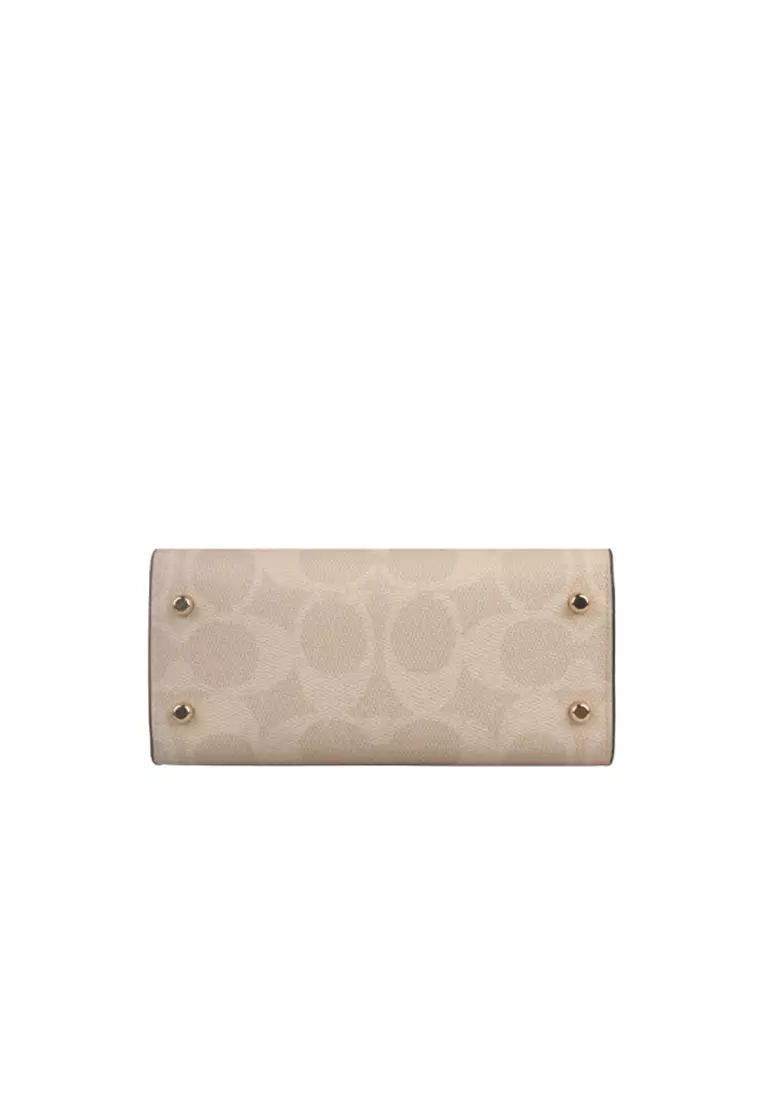 Maggie Small Tote Bag In Blocked Signature Canvas CY676