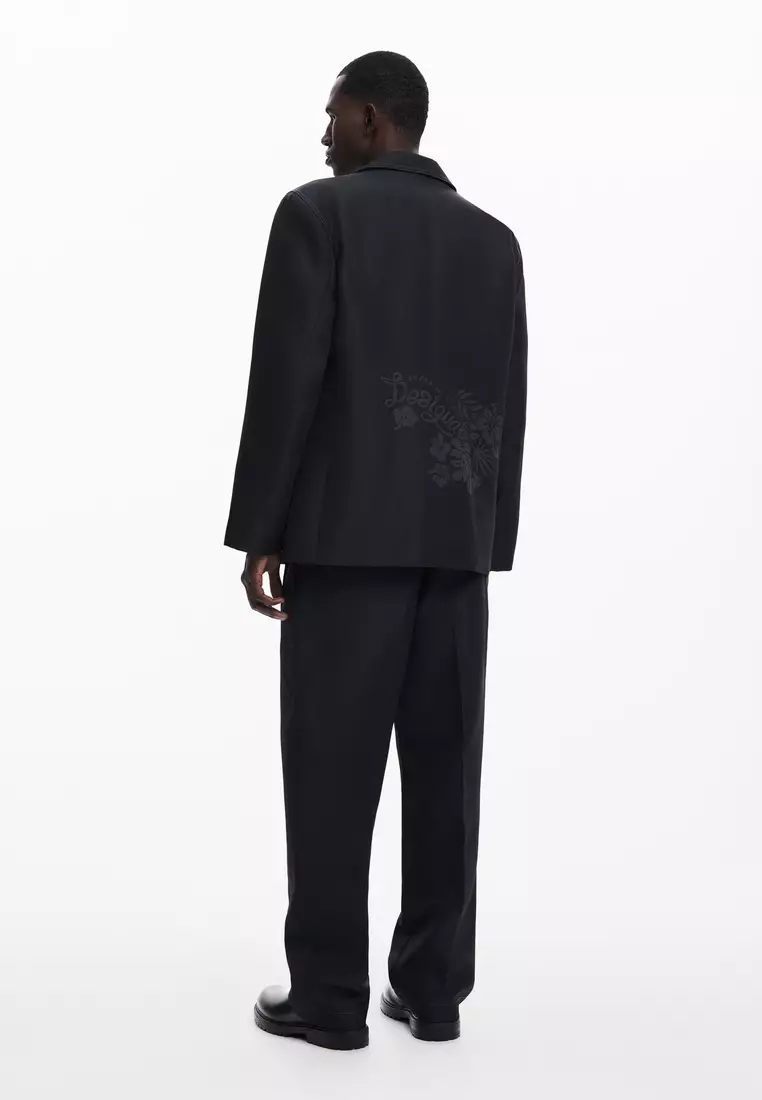 Blazer with contrast stitching