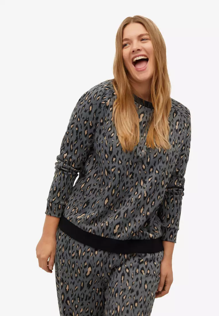 Plus size hotsell leopard print sweatshirt