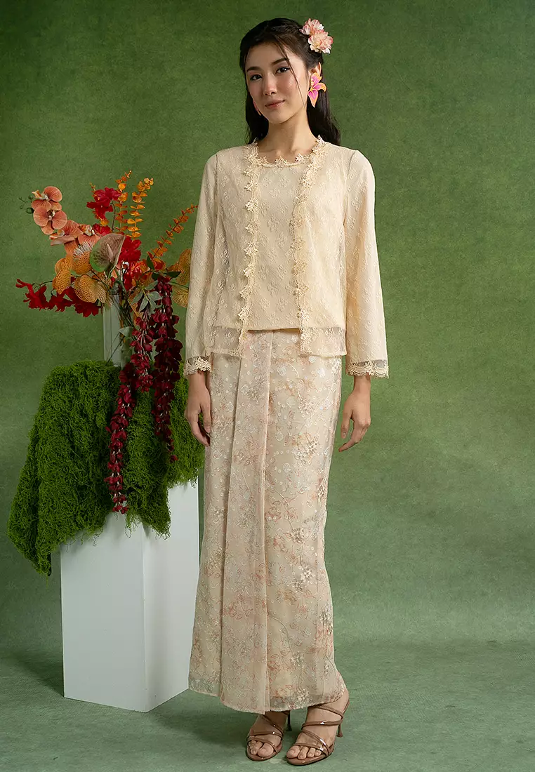 Eka Lace Kebaya Set
