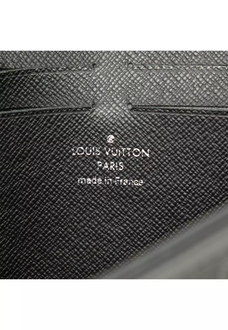 Pre-Loved Louis Vuitton Monogram Eclipse Pochette Voyage Mm