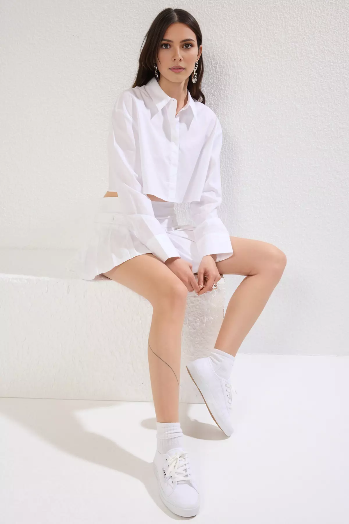 Lace-Up Flat Sole Sneakers