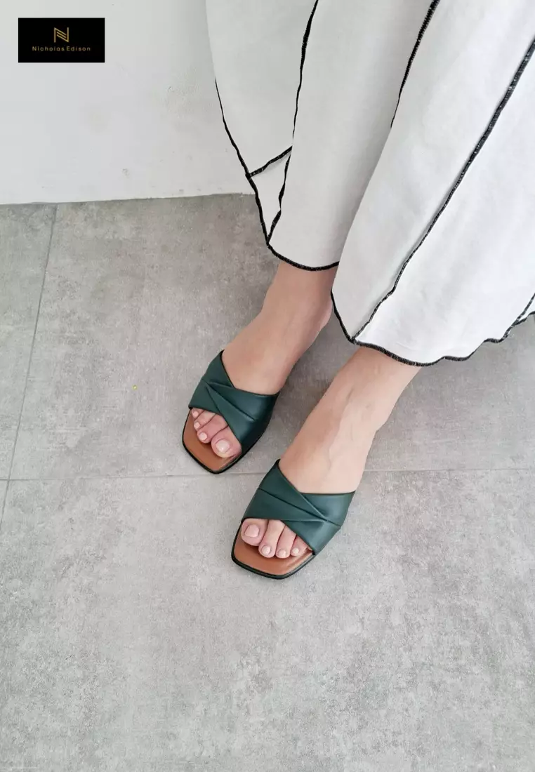 Nicholas Edison Sandal Manik Dark Green