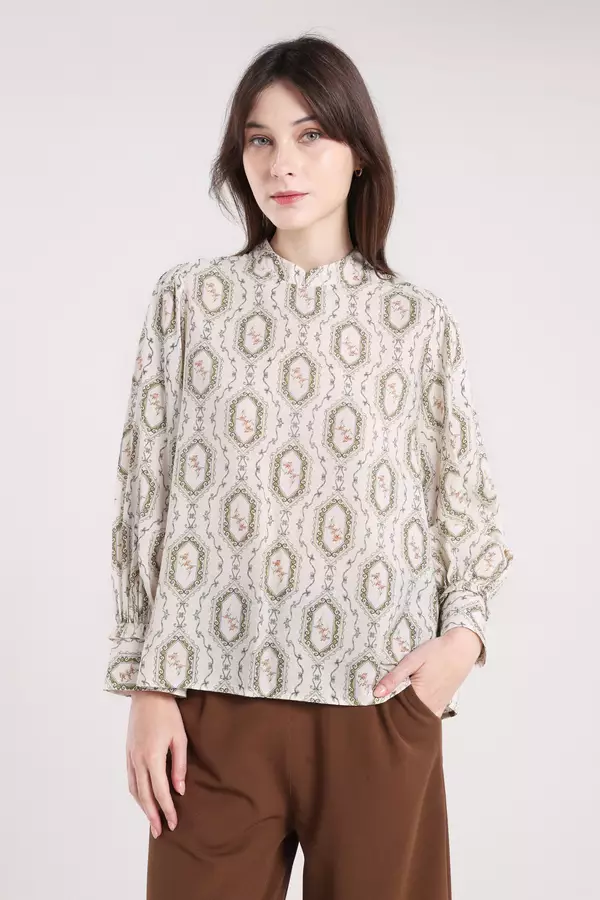 MINIMAL - Lavoira - Blus Print Motif Novelty - Light Green Colour Green_Light