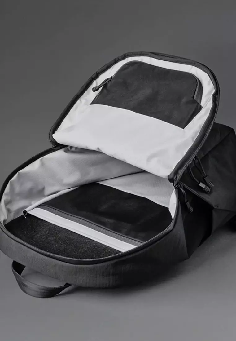 Alpaka Bravo Backpack 23L - Axoflux Black