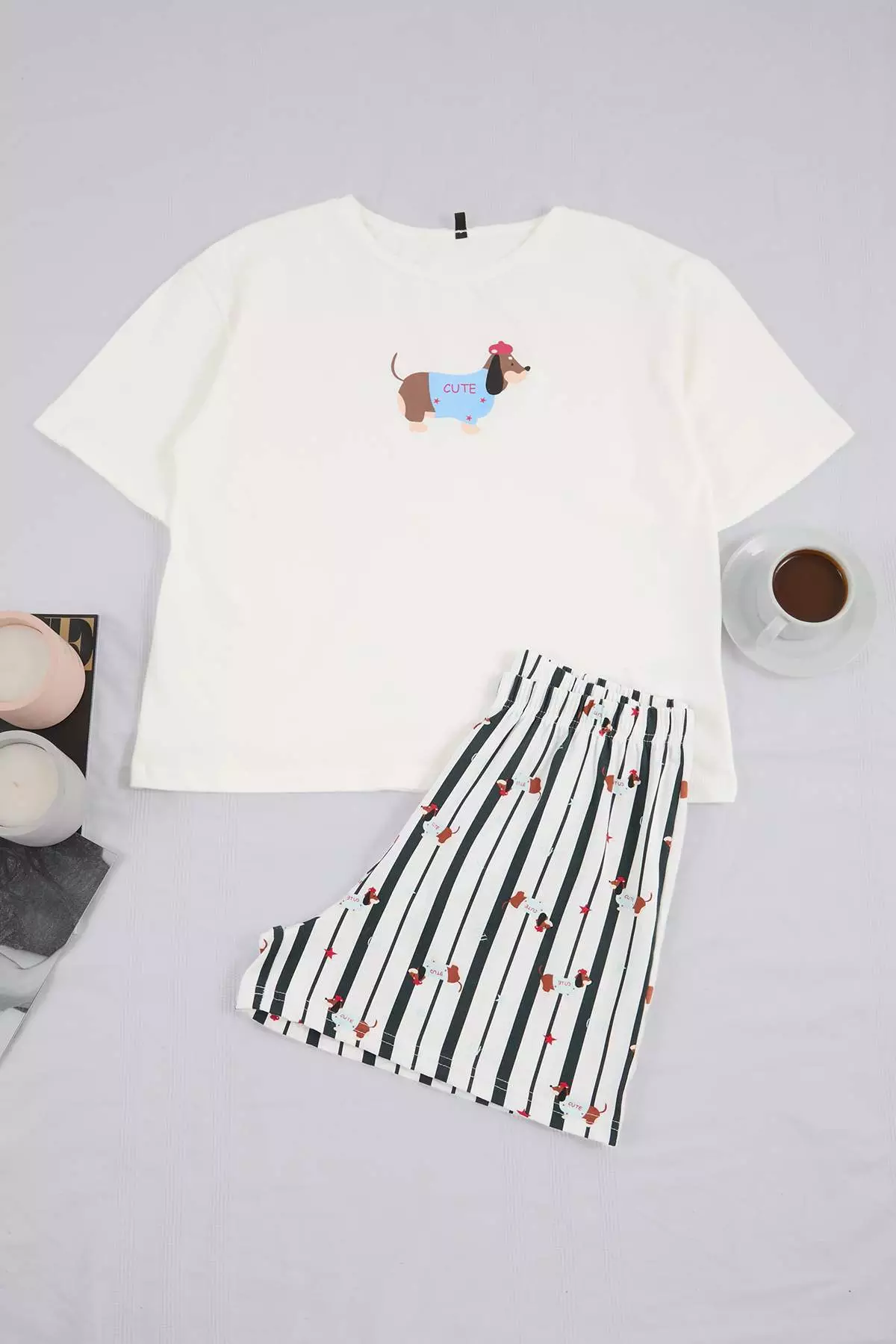 White-Multicolor Dog Patterned Cotton Pcs Stretch Fabric Soft Touch Knitted Pajamas Set Thmss26Pt126