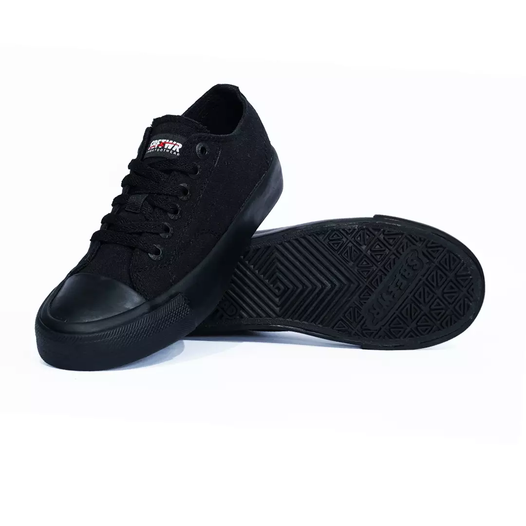 Saba Vintage Low All Black