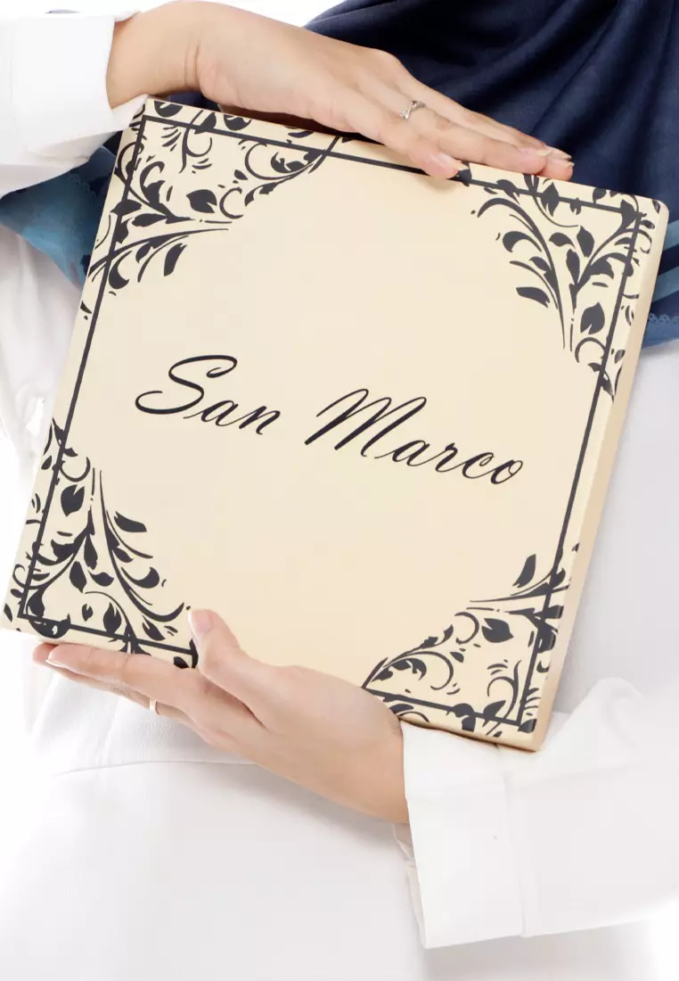 Hijab Segi Empat Wanita Premium Kupu-kupu Series Signature Square Voile Scarf White Dove