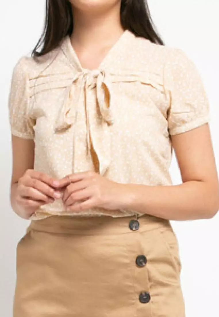 Sophistix Mika Blouse in Cream Print