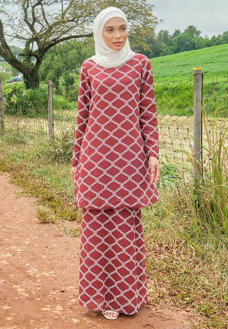 Duyong Blouse & Skirt - Maroon Moroccan